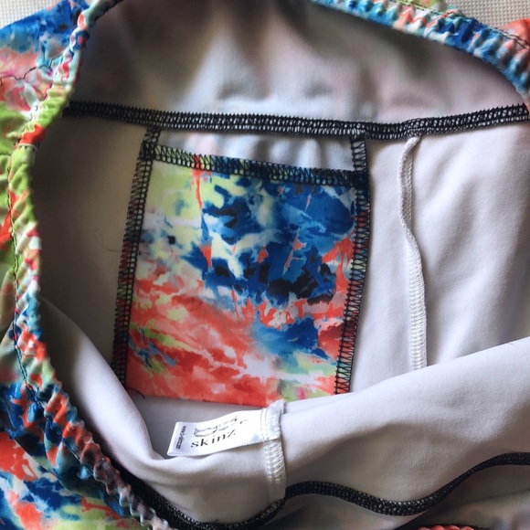 BSKINZ PICKLEBALL/TENNIS SKORT Woman’s Large - Picture 4 of 11